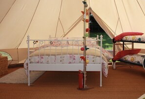 텐트 (Glamping Tent  - Chestnut) | 침대 시트