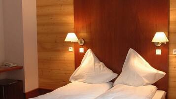 Minibar, in-room safe, desk, soundproofing