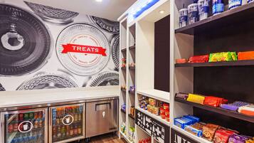 Snack bar