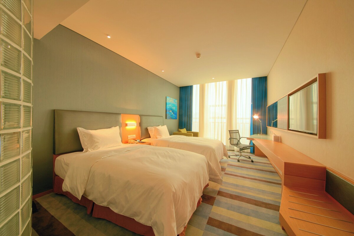 Standard Room, 2 Twin Beds | In-room safe, desk, blackout drapes, iron/ironing board