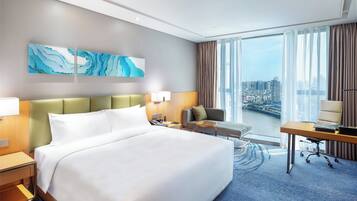 Standard Room, 1 King Bed, River View | Minibar, in-room safe, desk, laptop workspace