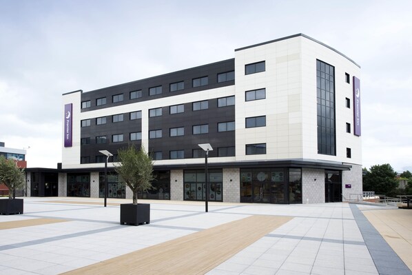 Exterior - Premier Inn Darlington Town Centre (Darlington)