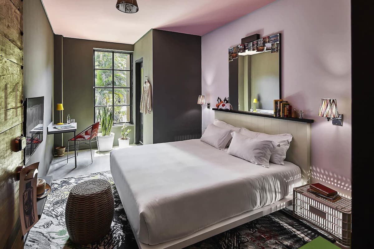 Room, 1 Double Bed (Small Mama)