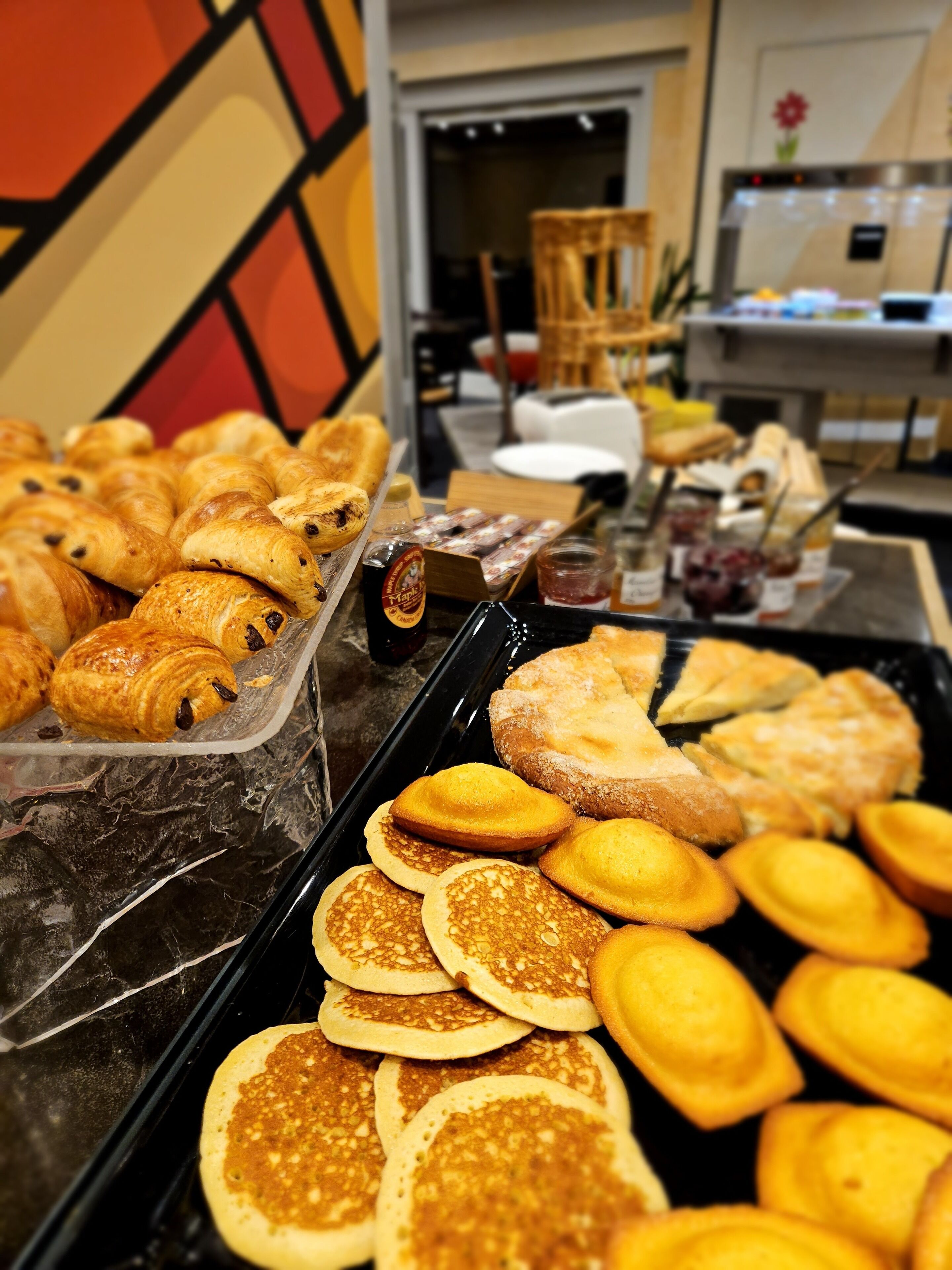 daily buffet breakfast (eur 13.00 per person)