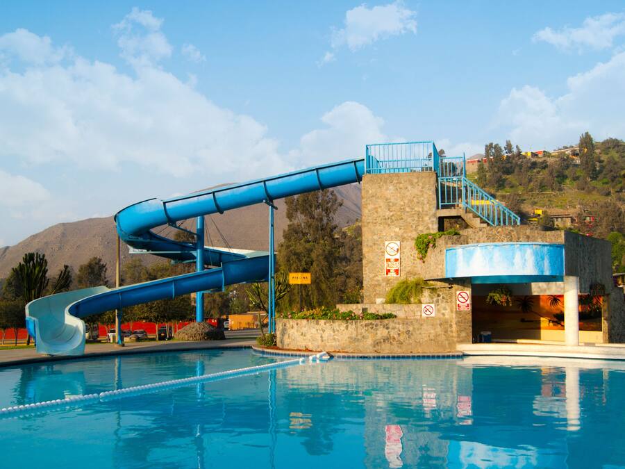 7 outdoor pools