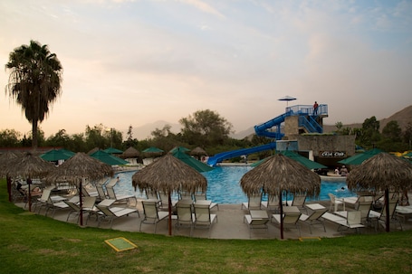 7 piscinas al aire libre