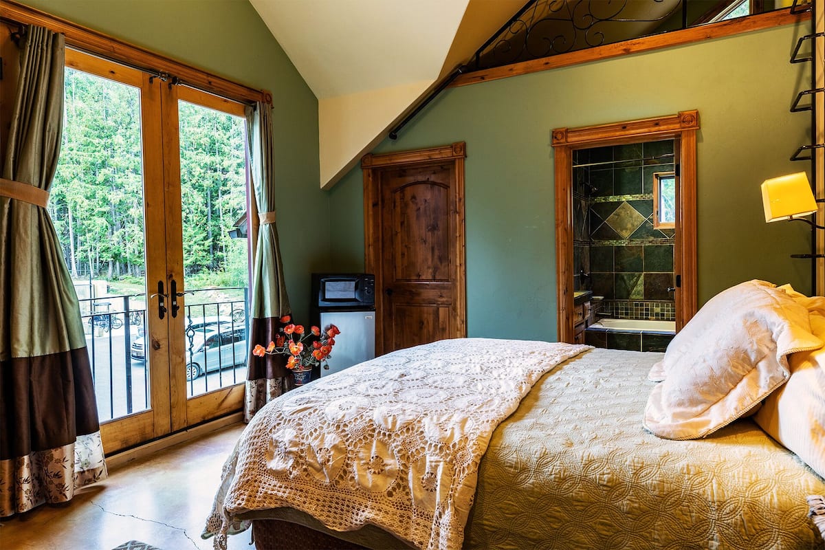Selkirk Room
