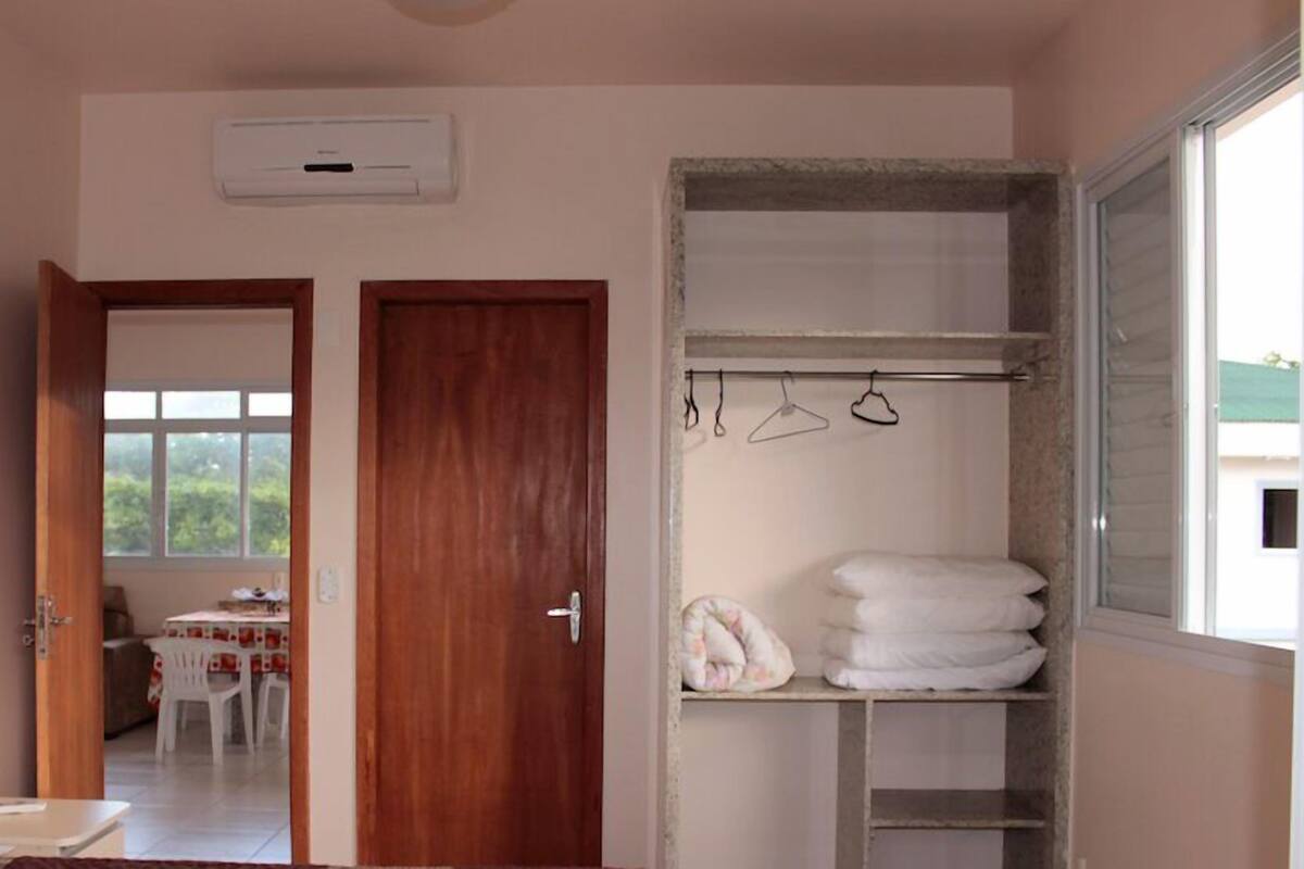 Wifi gratis y ropa de cama