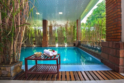 Hotel Mega Star