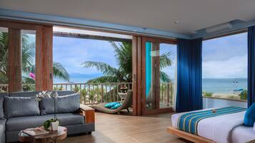 Suite, vue plage | Minibar, coffres-forts dans les chambres, bureau, Wi-Fi gratuit