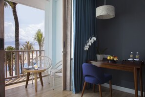 Room, Beach View | Terrace/patio - Mahagiri Resort Nusa Lembongan (Lembongan Island)