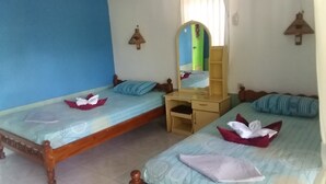 Twin Room | WiFi (free) - Mas Bungalows Lovina (Buleleng)