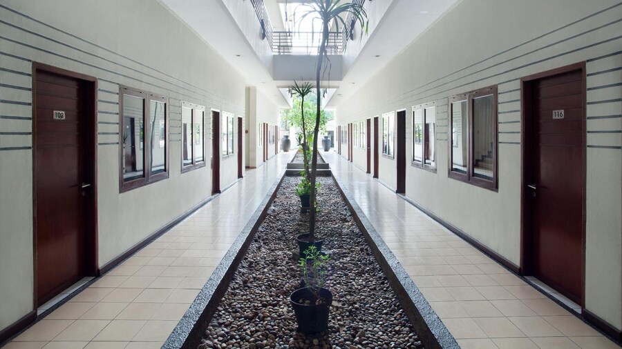 N Hotel Harmoni Jakarta