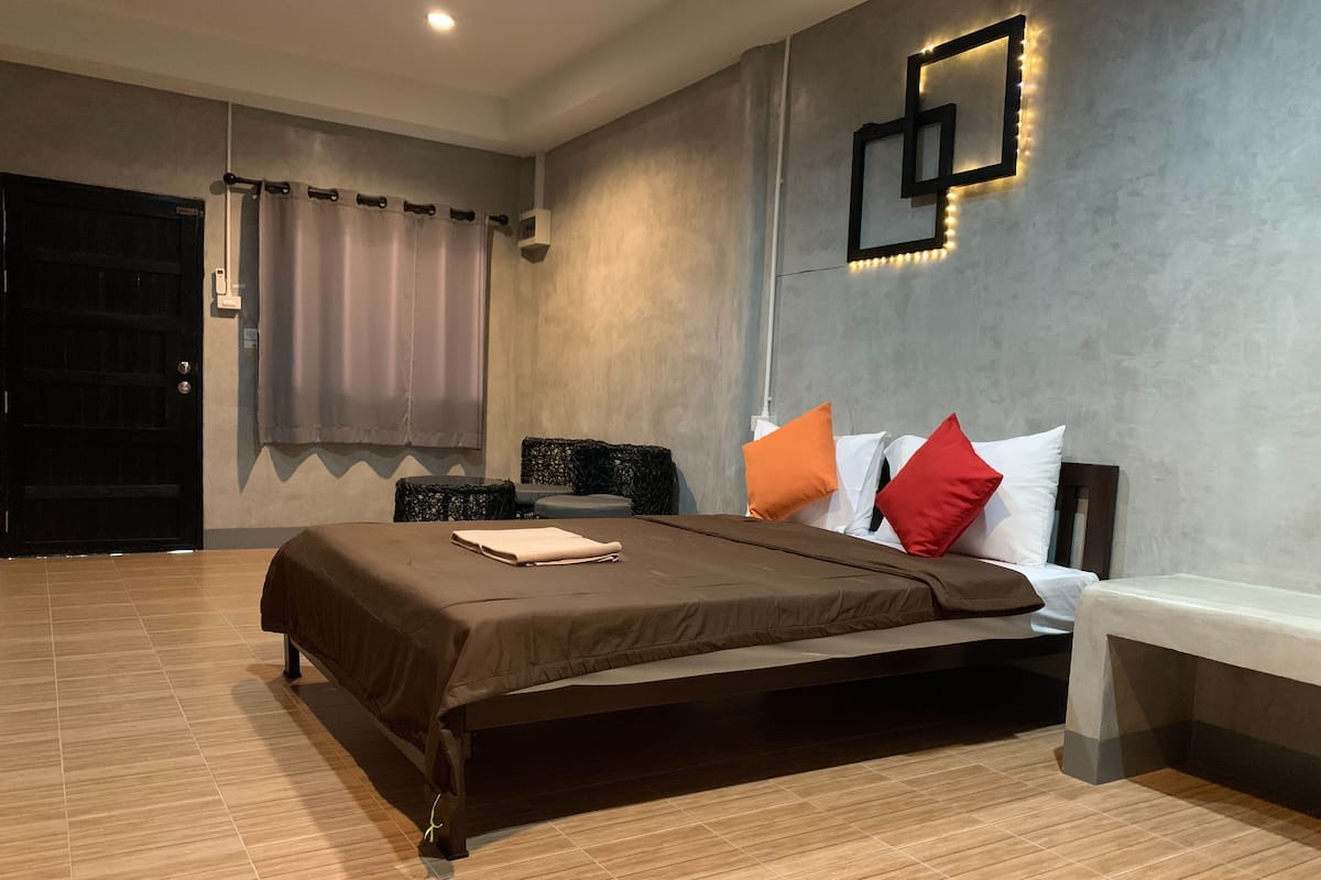 Budget Double Room | Skrivebord, mørklægningsgardiner, ekstra senge (tillægsgebyr)
