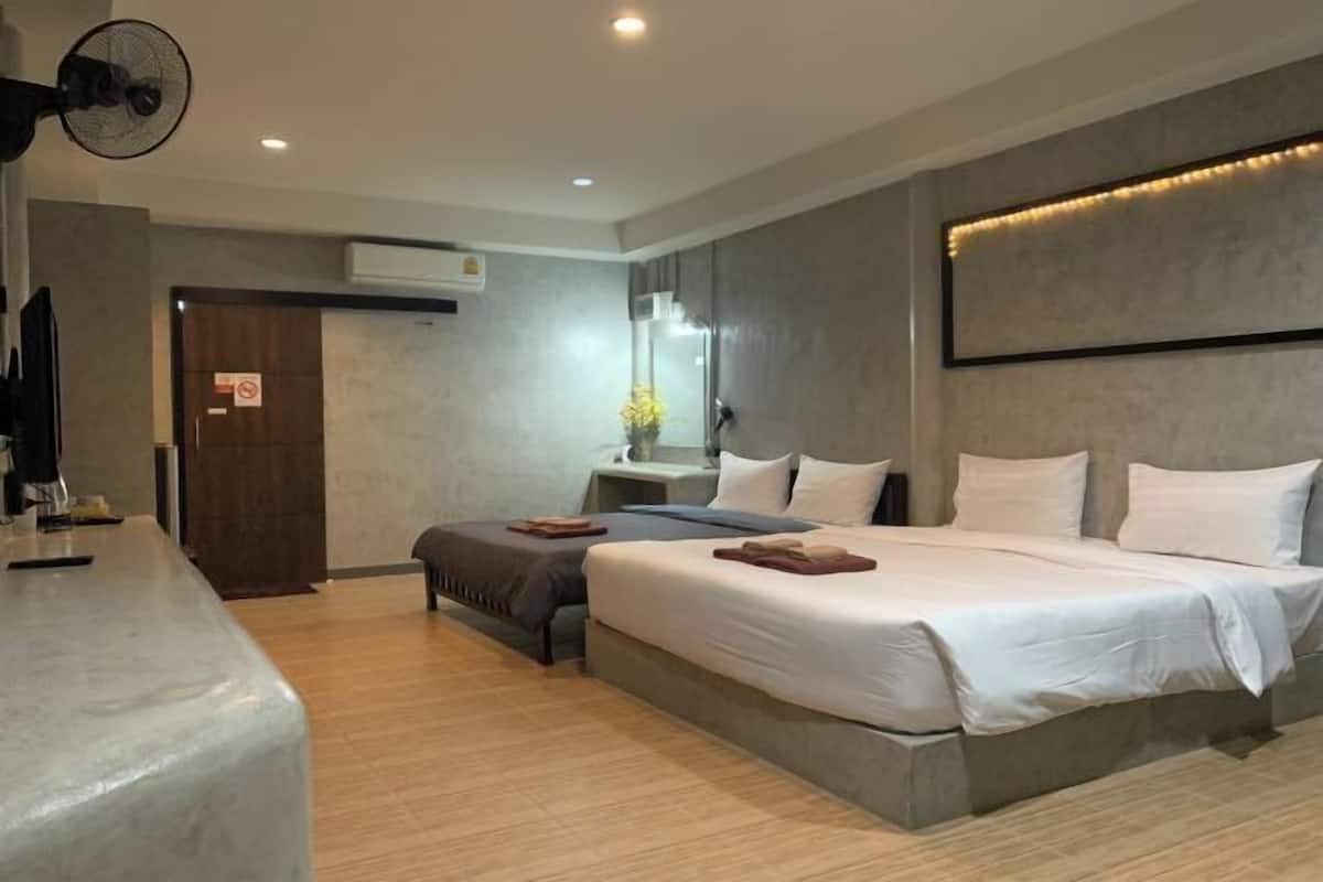 Desk, blackout drapes, WiFi (free), bed sheets