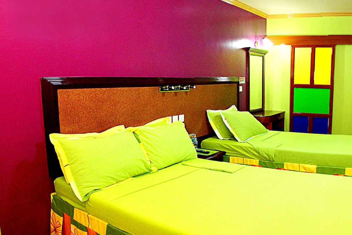 suite | rollaway beds, free wifi