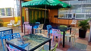 Breakfast, lunch, dinner served; Filipino cuisine 