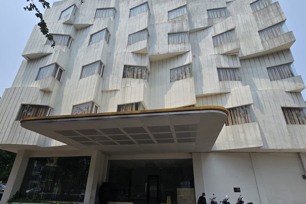 N3 Hotel Zainul Arifin