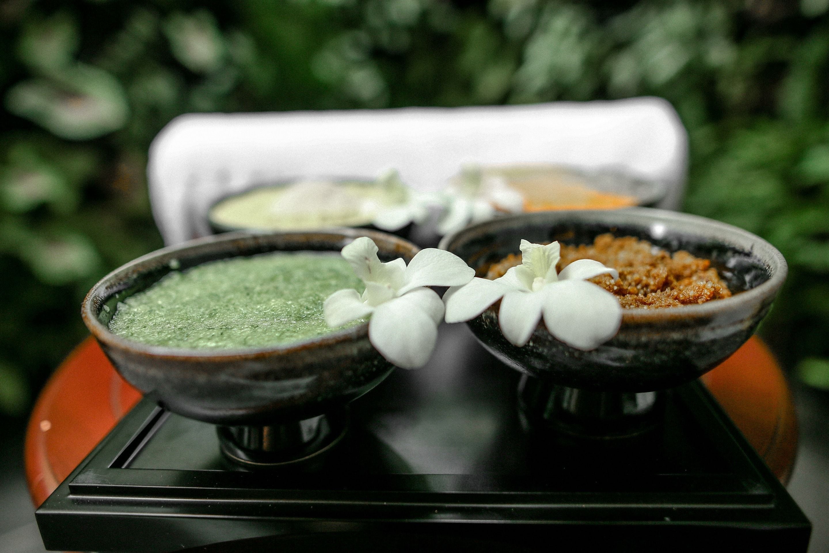 couples treatment room(s), hot stone massages, deep-tissue massages