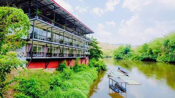 Superior Room, 1 Bedroom, Non Smoking | Terrace/patio