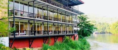 Superior Room | Terrace/patio