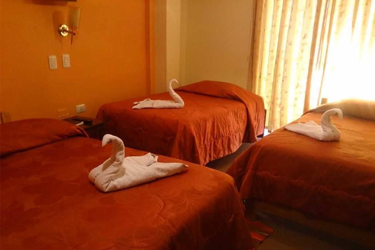 Triple Room | In-room safe, iron/ironing board, free WiFi