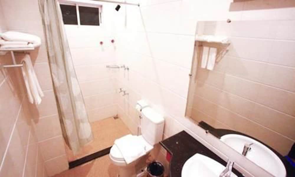 The Home Hotel by null