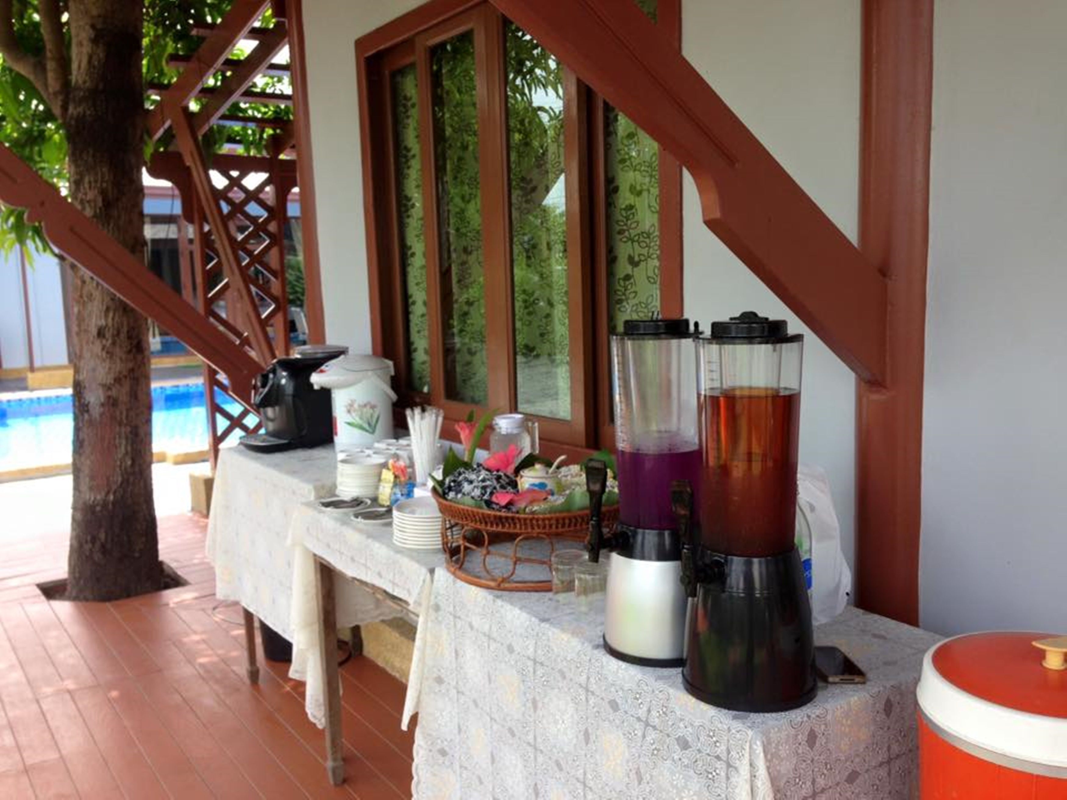 daily english breakfast for a fee