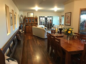 Living room - Fullcircle Farm Bed & Breakfast (Wilton)
