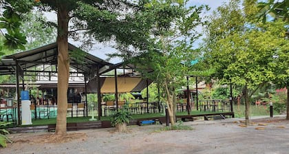 Reuntonnam Amphawa