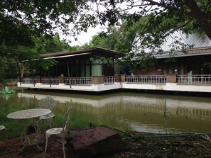 Exterior - Young Coconut Garden Home Resort (Samut Songkhram)