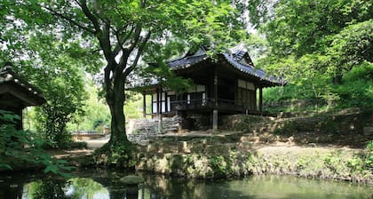 Yi Jin-rae's Historic House