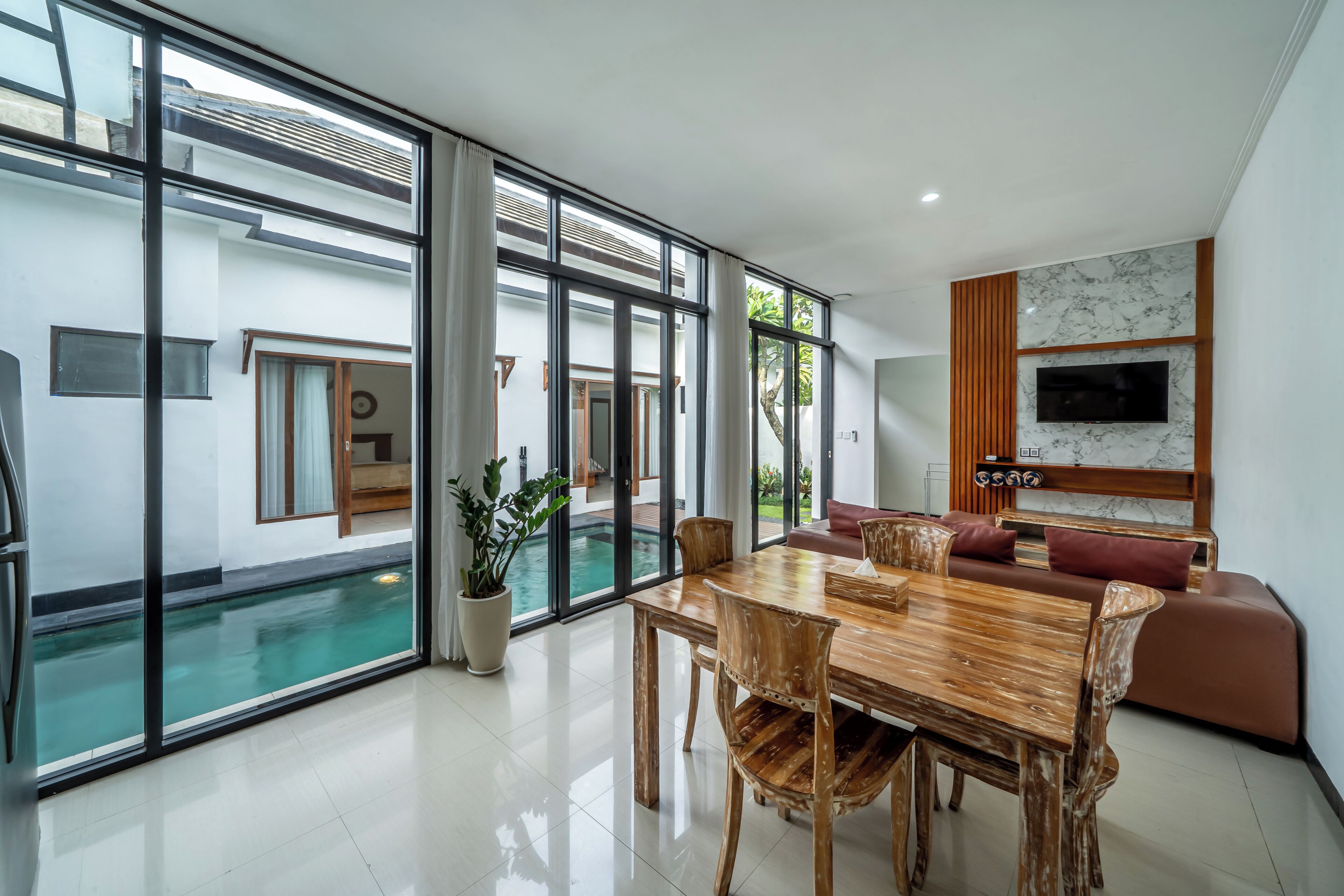Villa, 2 habitaciones, piscina privada | Cocina privada | Frigorífico, hervidor eléctrico, tostadora y utensilios de cocina