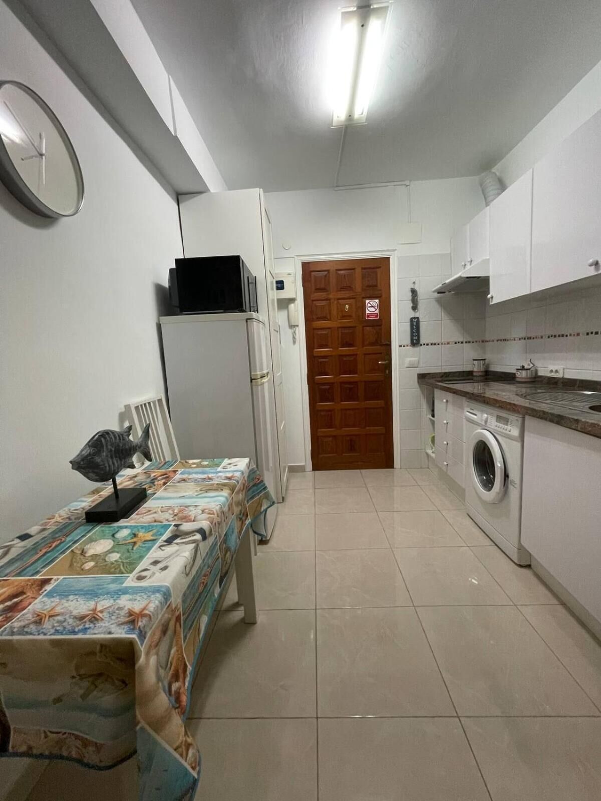 fridge, microwave, oven, coffee/tea maker