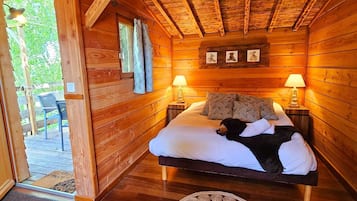 Baumhaus (L'Ours Brun) | 1 Schlafzimmer, kostenloses WLAN