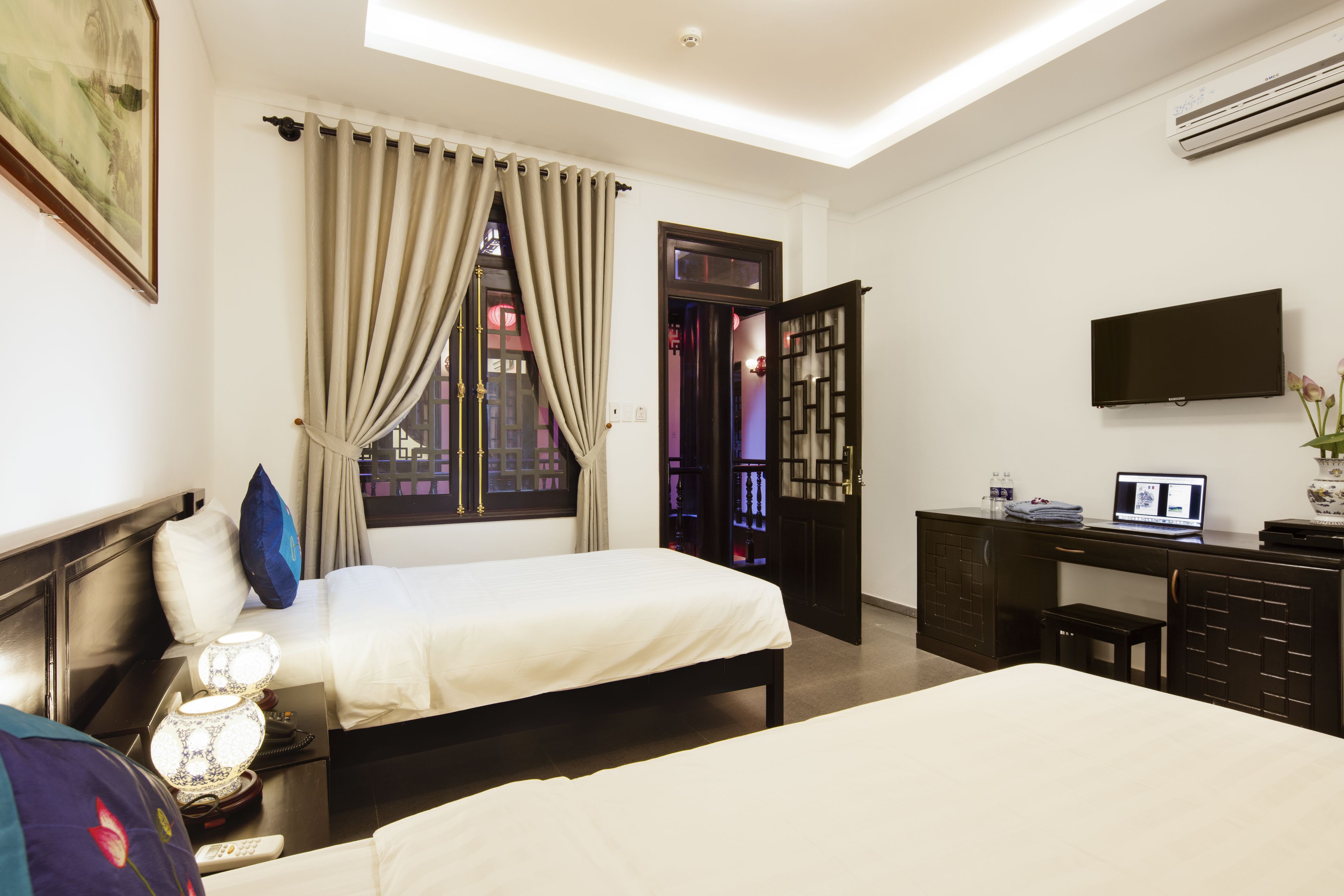 standard double or twin room | in-room safe, blackout curtains, rollaway beds, free wifi