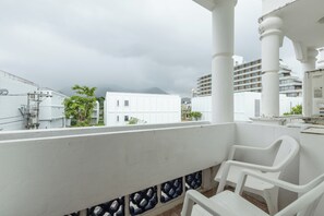 Deluxe Triple Room | Terrace/patio