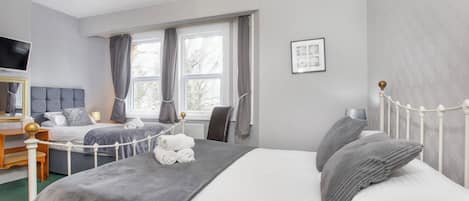 Iron/ironing board, free WiFi, bed sheets