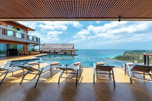Koi Signature Villa