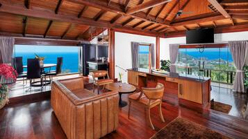 Villa | 6 bedrooms, free minibar, in-room safe, individually decorated