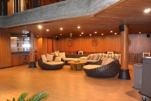 Villa | Terrace/patio