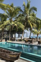 Outdoor pool, sun loungers