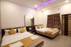 Room amenity - Hotel Golden Residency (Mumbai)