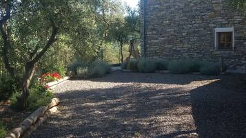 Villa | Courtyard