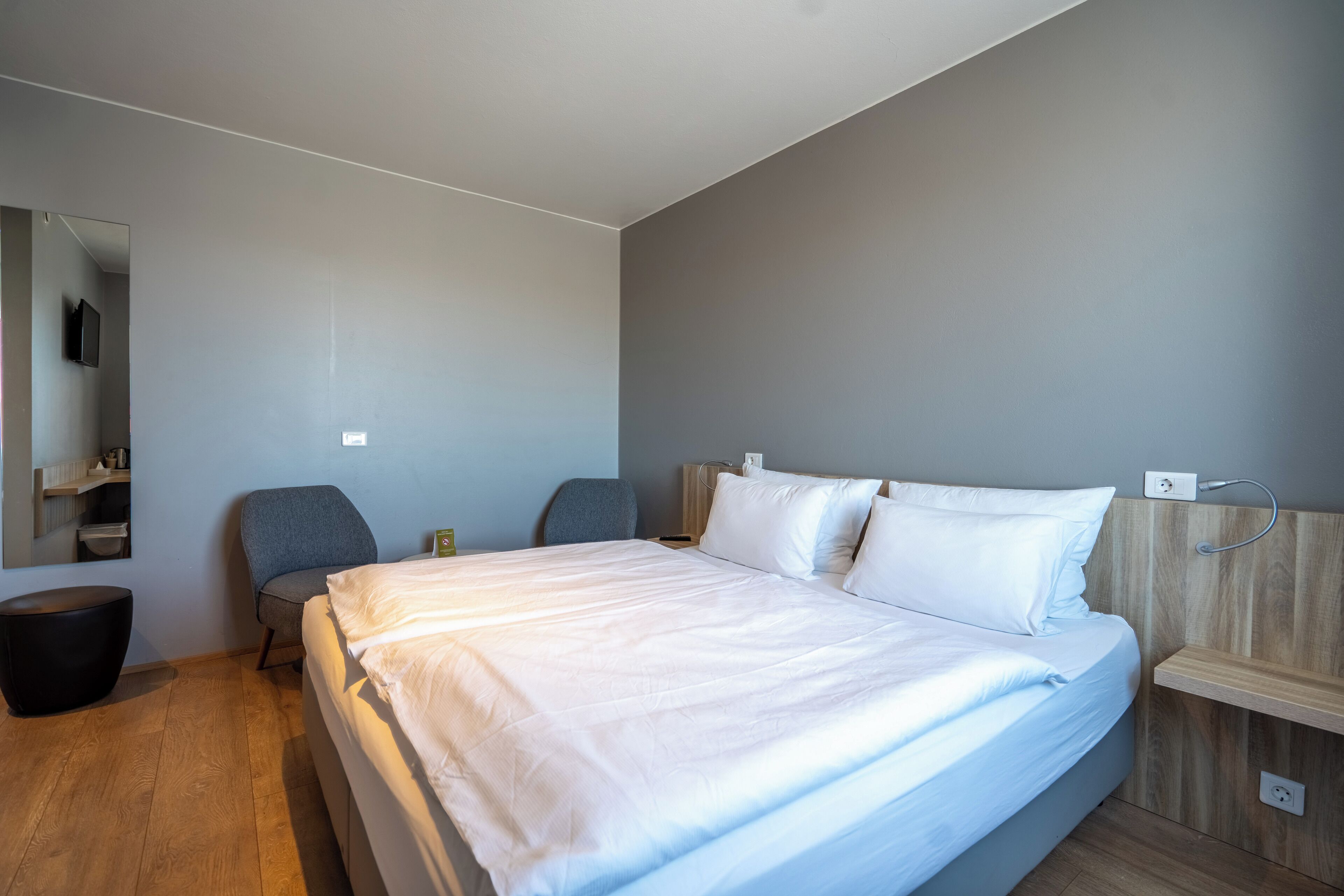 superior double room | 1 bedroom, desk, laptop workspace, blackout curtains