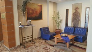 ロビー応接スペース