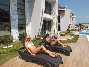 Sundeck - Han-De Homes (Kemer)