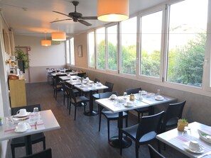 Daily buffet breakfast (EUR 12 per person)