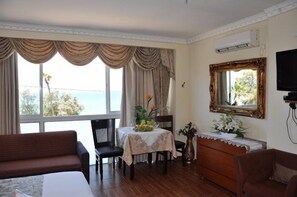Restauration dans la chambre