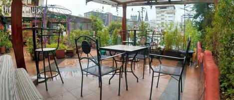 Triple Room, Kitchen | Garden view